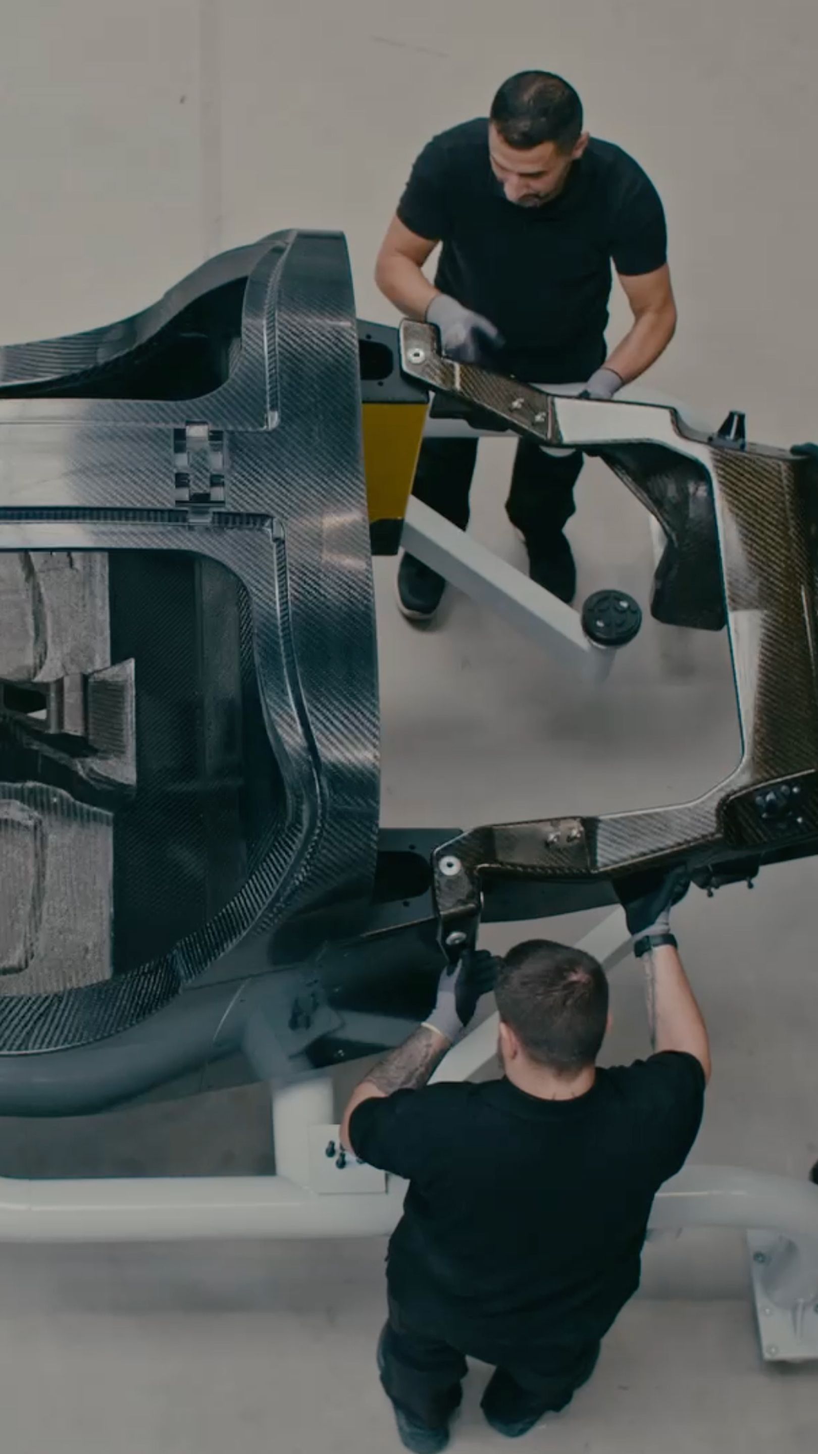 Image cover of a team manufacturing the capricorn 01 zagato hypercar